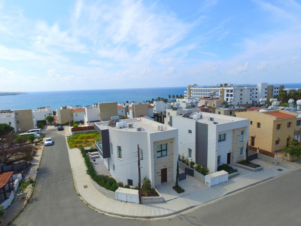 קורל ביי Villa Yria מראה חיצוני תמונה